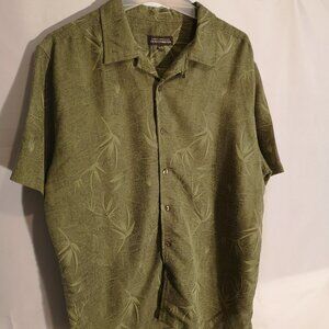 2 / $30.00 - Denver Hayes Men's Size Large Classic Fit Short Sleeve Shirt